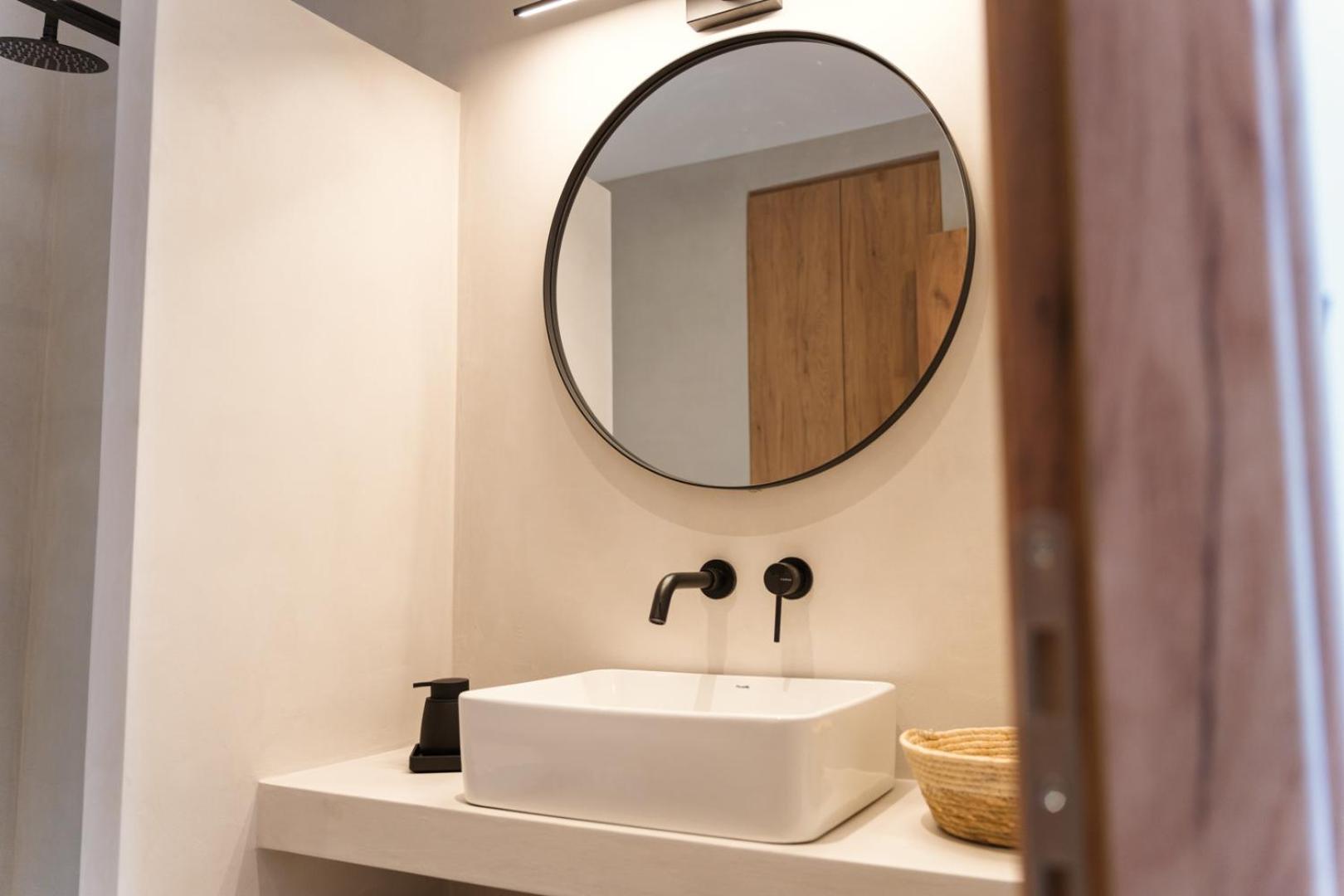 Icon Seaside Apartment